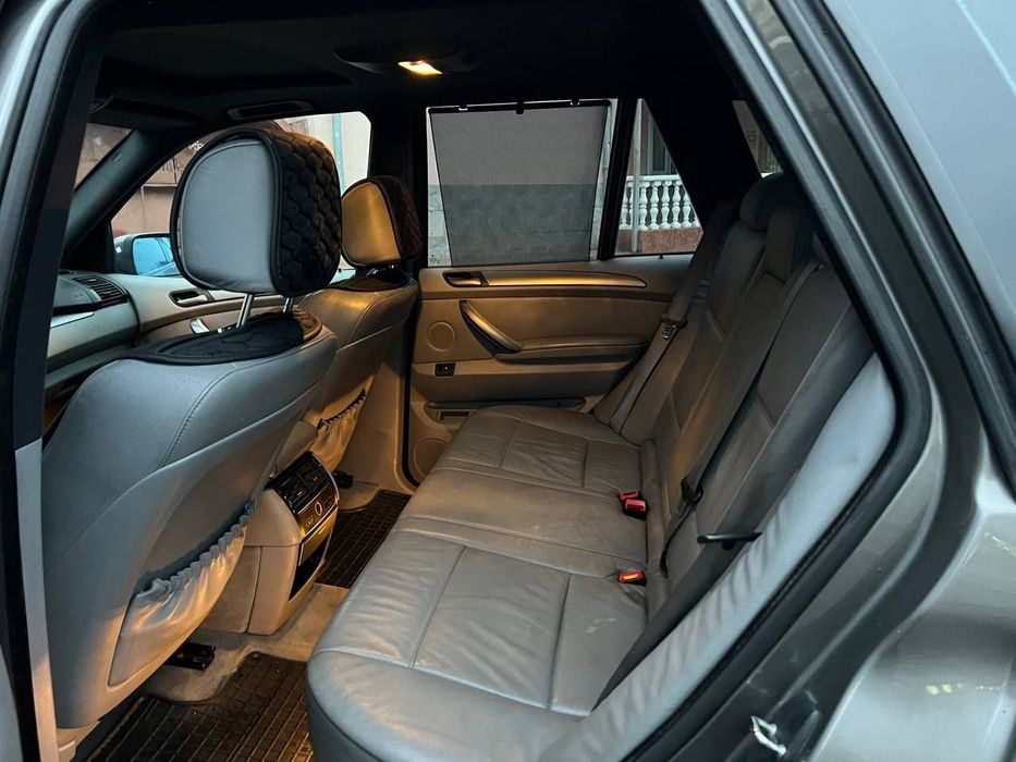 Продам BMW X5 e53 Restayling
