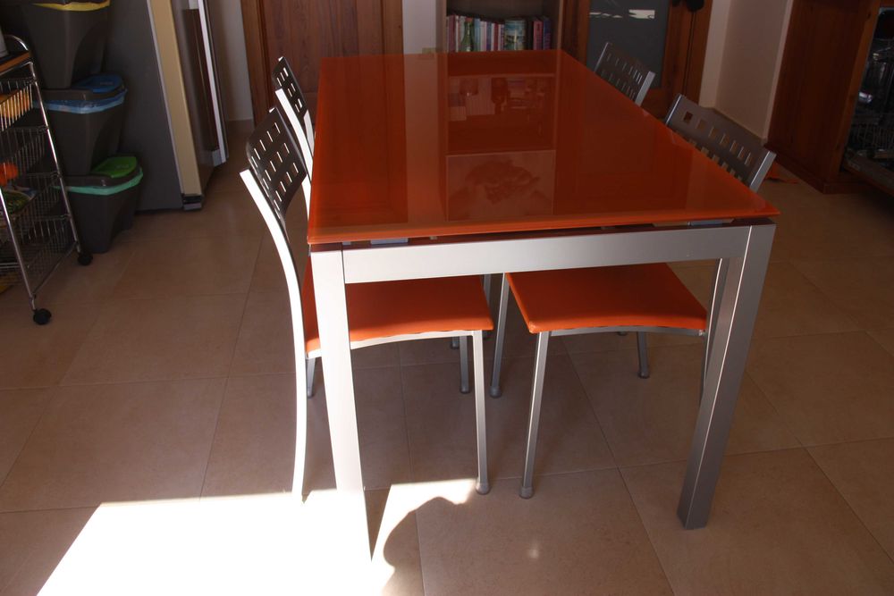 Mesa de cozinha extensível com 4 cadeiras