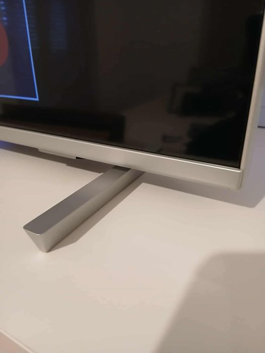 vende-se tv smart 43 polegadas philips com leds AMBILIGHT