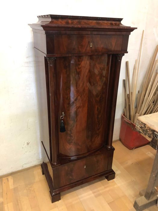 Renowacja Mebli Zabytkowych/Tapicerka Stylowa/Plecionki Ratanowe