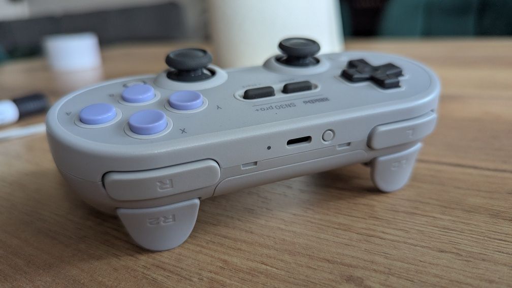 Kontroler pad 8bitdo sn30 pro+ Bluetooth
