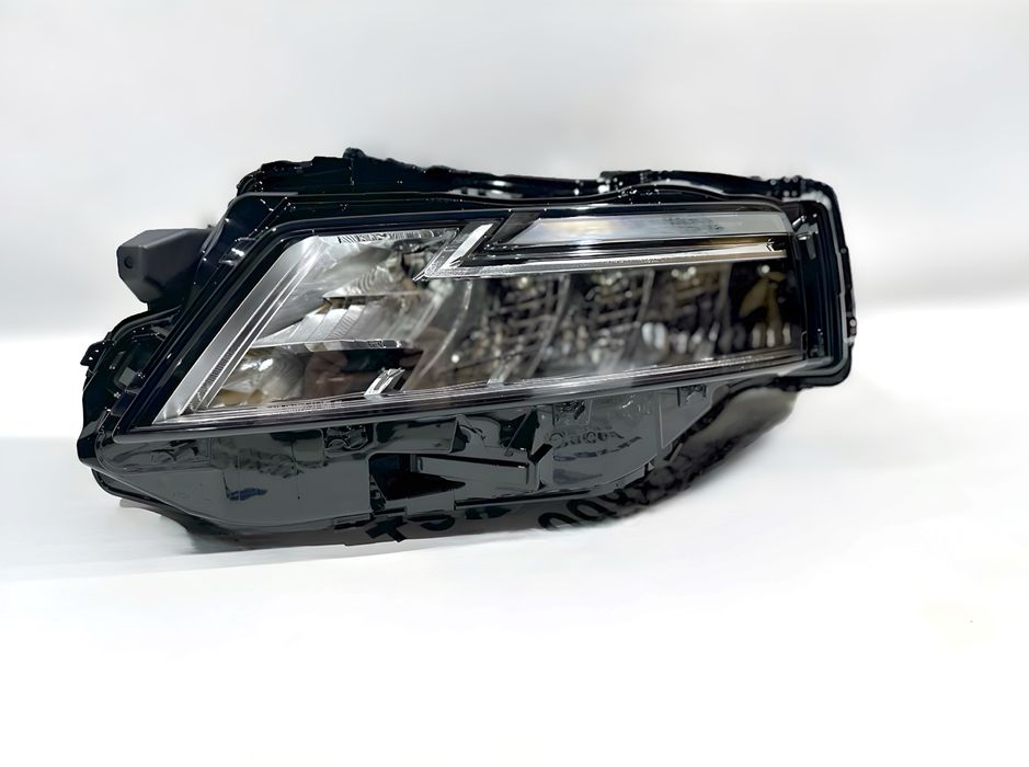 Фари Nissan Rogue X-Trail T33 2021 - 2024