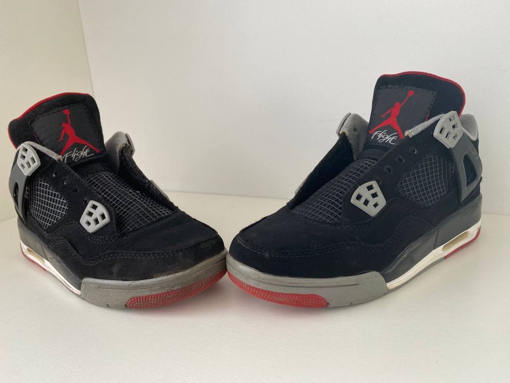 Продам nike jordan 4