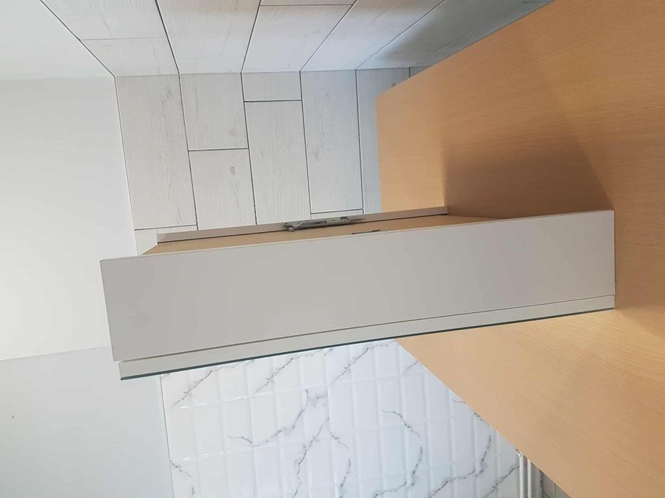 Szafka z lustrem 50 cm