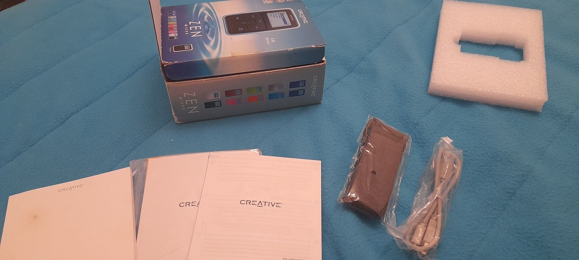 Creative Zen Micro com caixa e acessórios