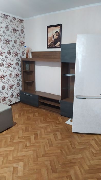 Сдаю 3 к/кв пр.Мира(пл.Победы) 4/5,студия,ремонт, мебель,техника 9000