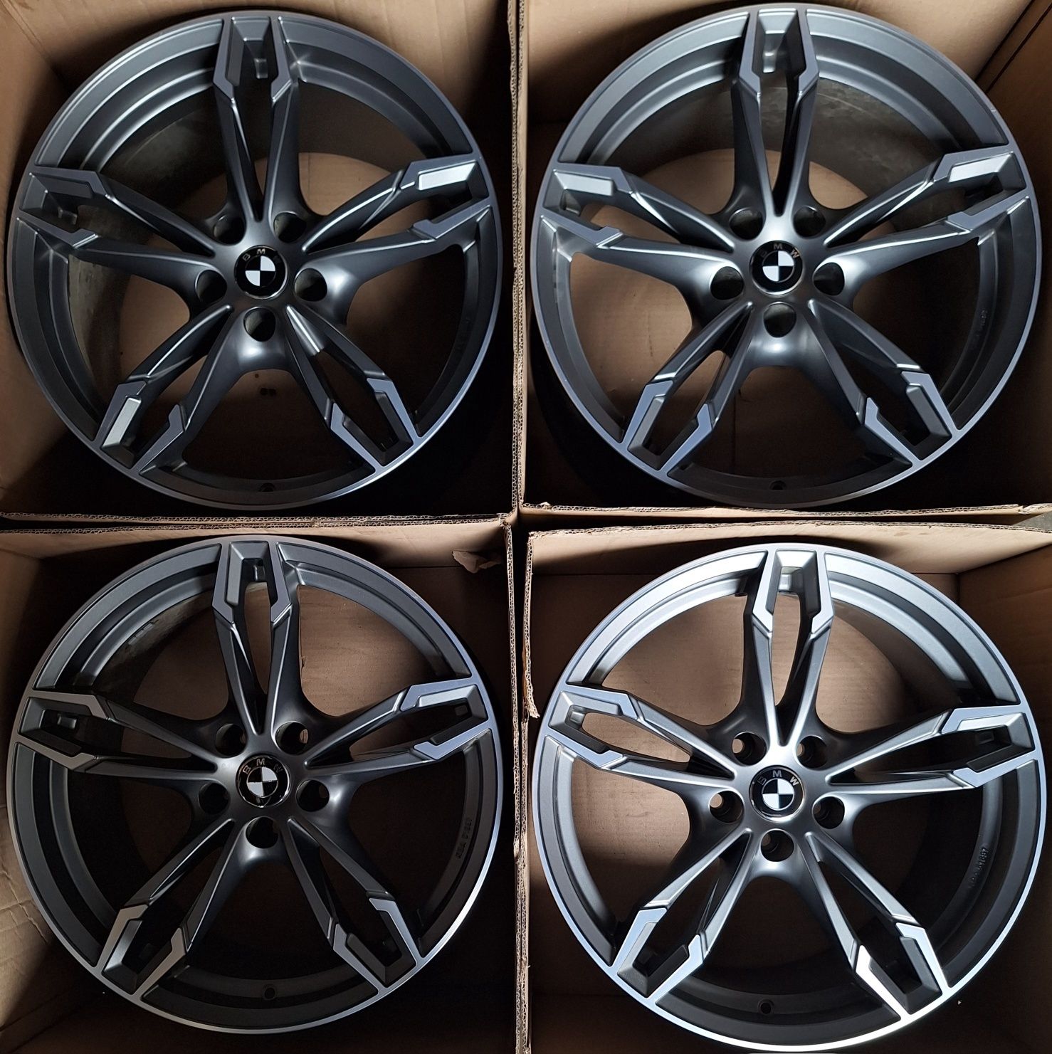 Felgi 19 BMW 5 G30 G31 7 G11 G12 X3 G01 X4 G02Alufelgi 5×112 Komplet