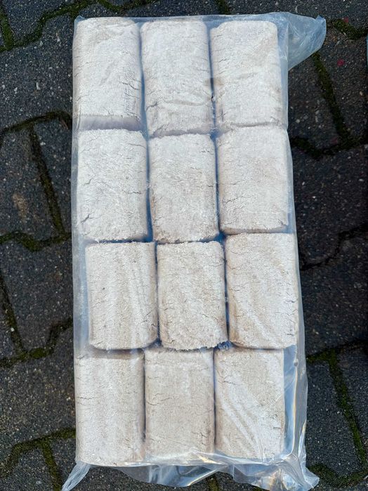 Brykiet drzewny – Pellet – RUF – Jakość- DOWÓZ – PROMOCJA