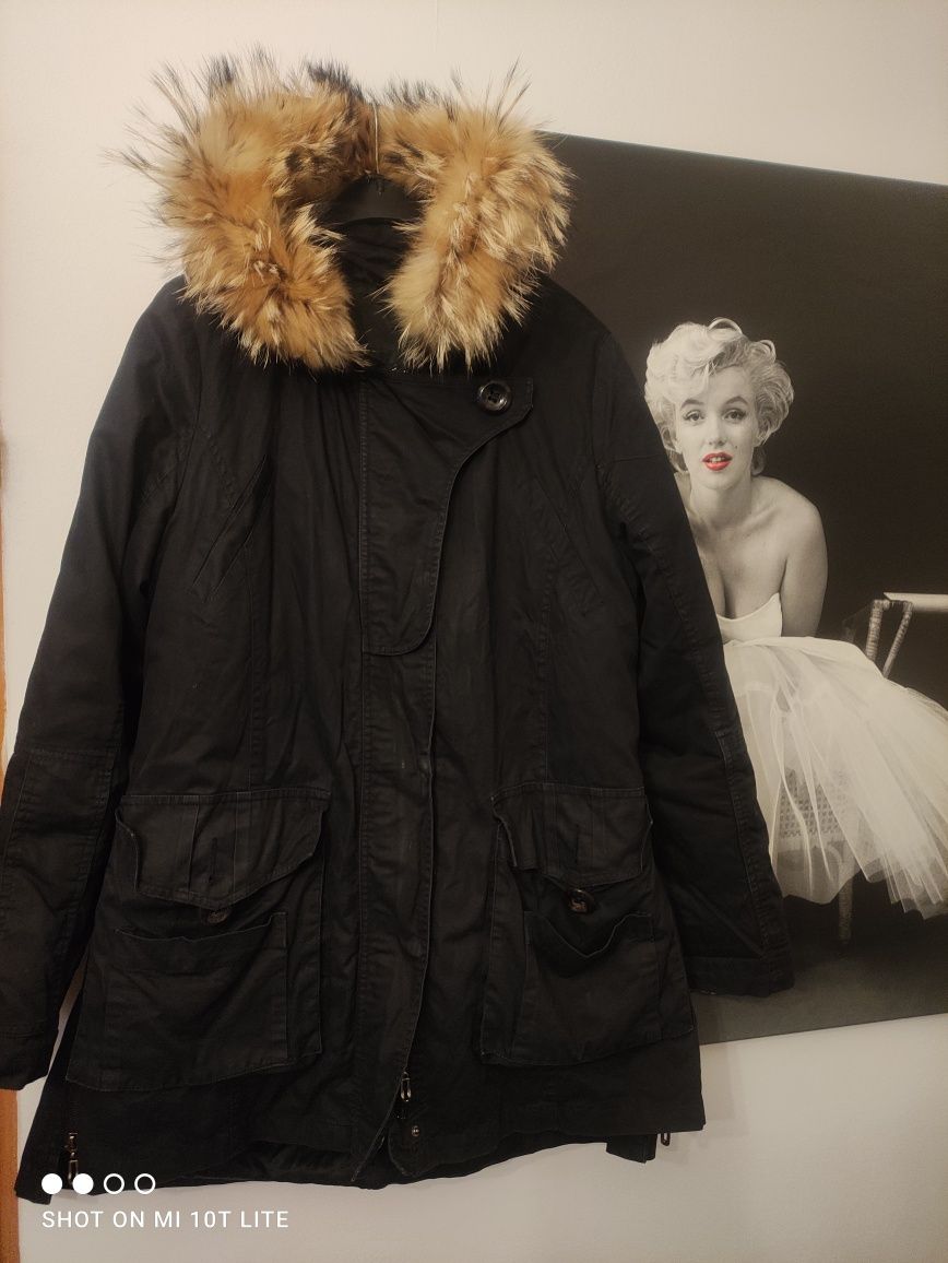 Czarna parka 36-40