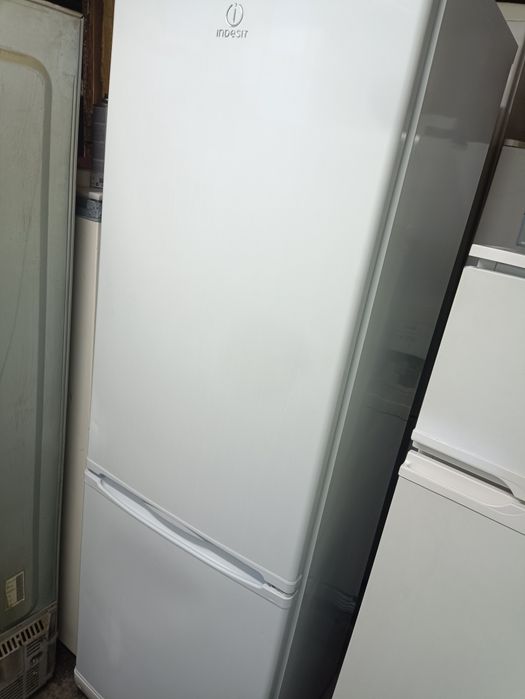 Осенняя распродажа холодильника  Днепр 2 на правом берегу