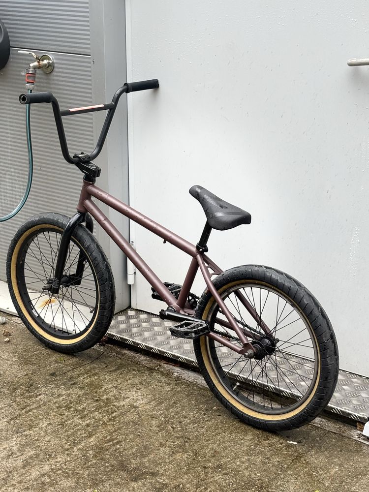 Rower bmx kink 2022 świeżutki