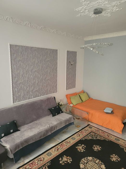 Сдам двухкомнатный первый этаж дома. Возле моря