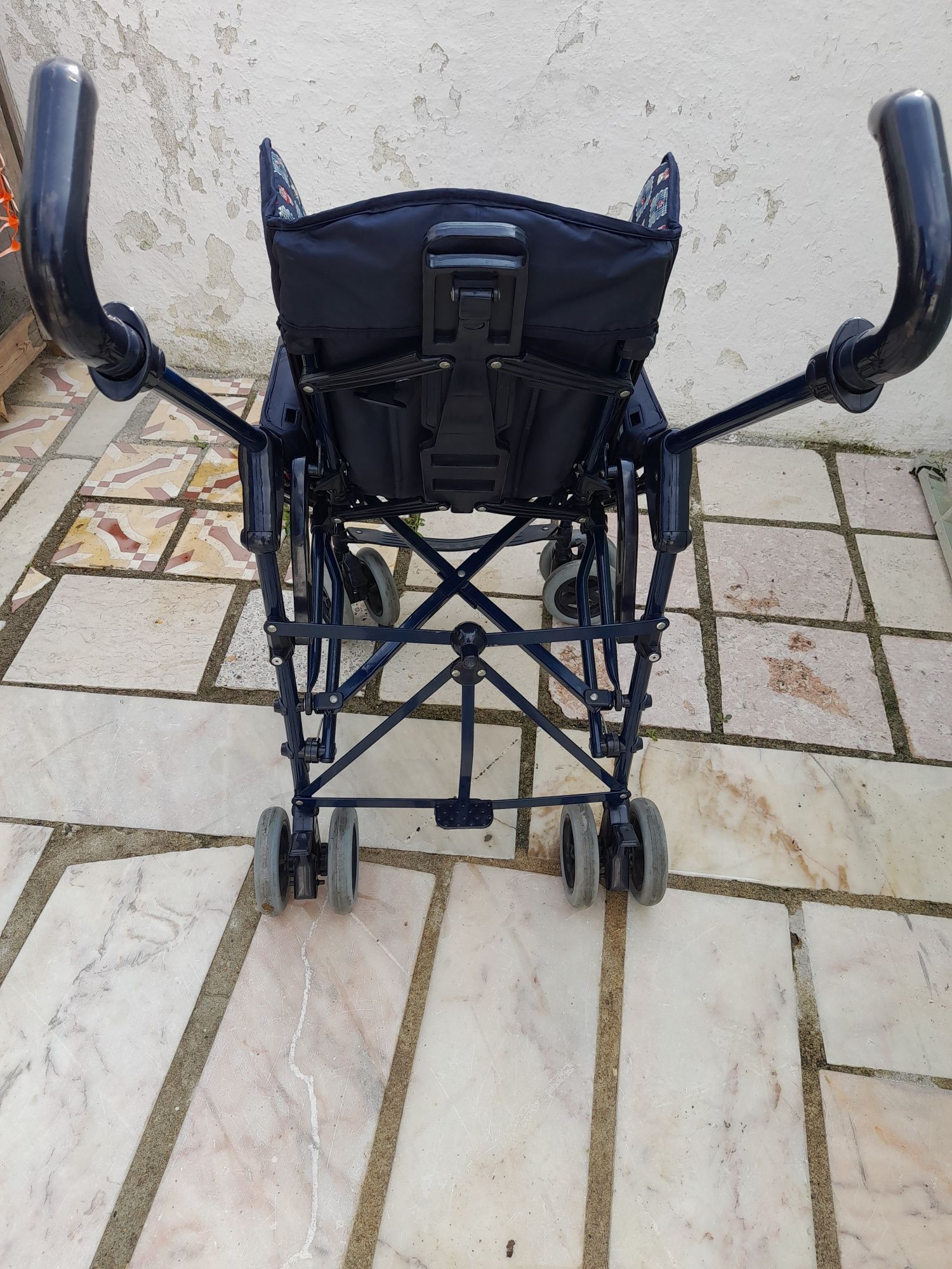 carrinho de bebé da benecar