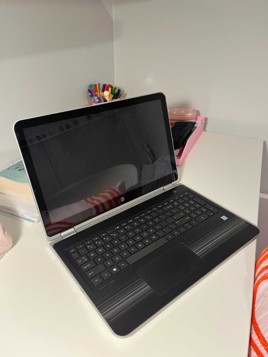 Portatil HP em perfeito estado (modelo: HP Pavilion x360 Convertible)