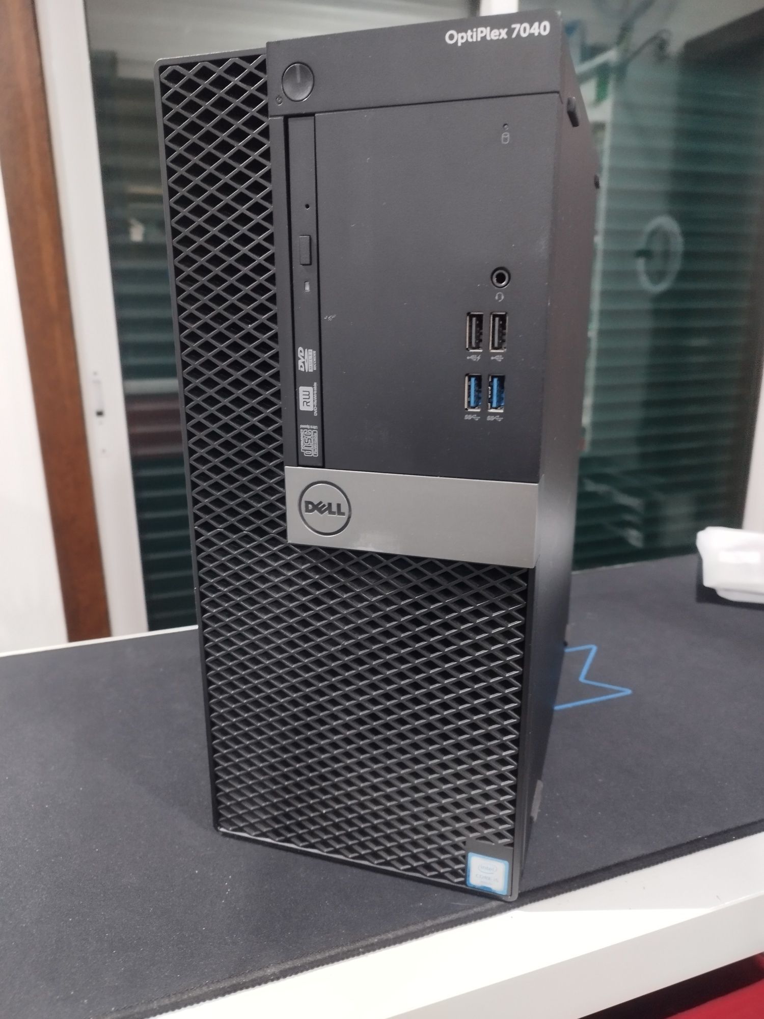 Computador  com excelente desempenho - Trabalho / Estudos etc