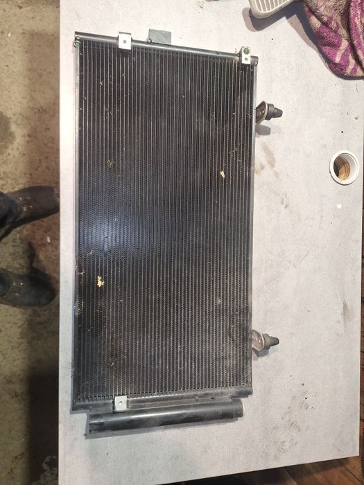 Chłodnica  Skraplacz klimatyzacji subaru legacy 2.0 b