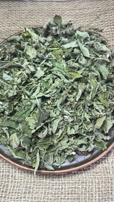 Листя меліси сушене, лікарські трави