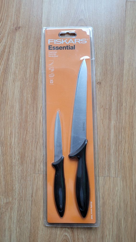 FISKARS dwa noże szefa kuchni + pendrive 16 GB gratis