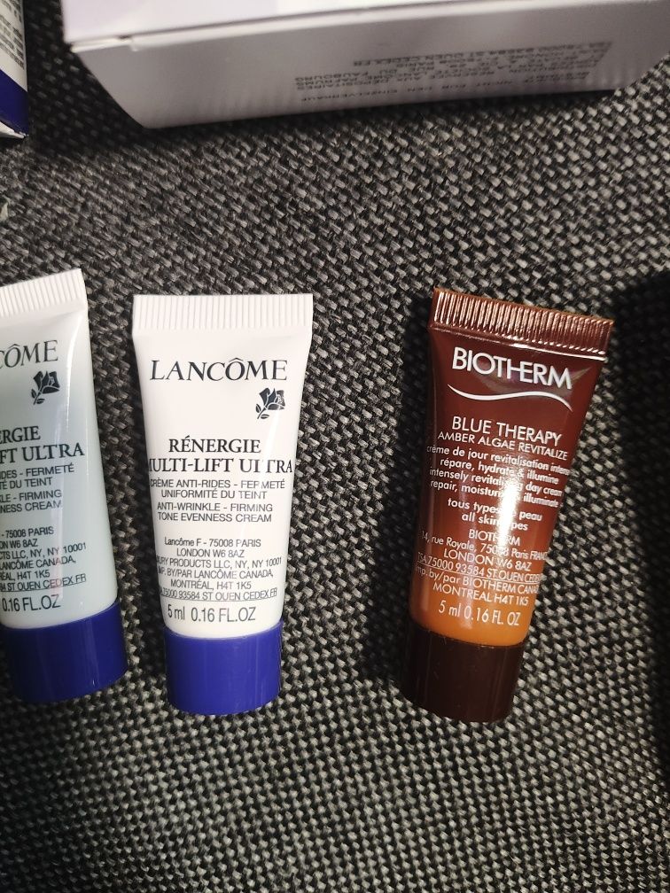 Lancôme Advanced Génifique , hydra zen , 
(po lewej stro