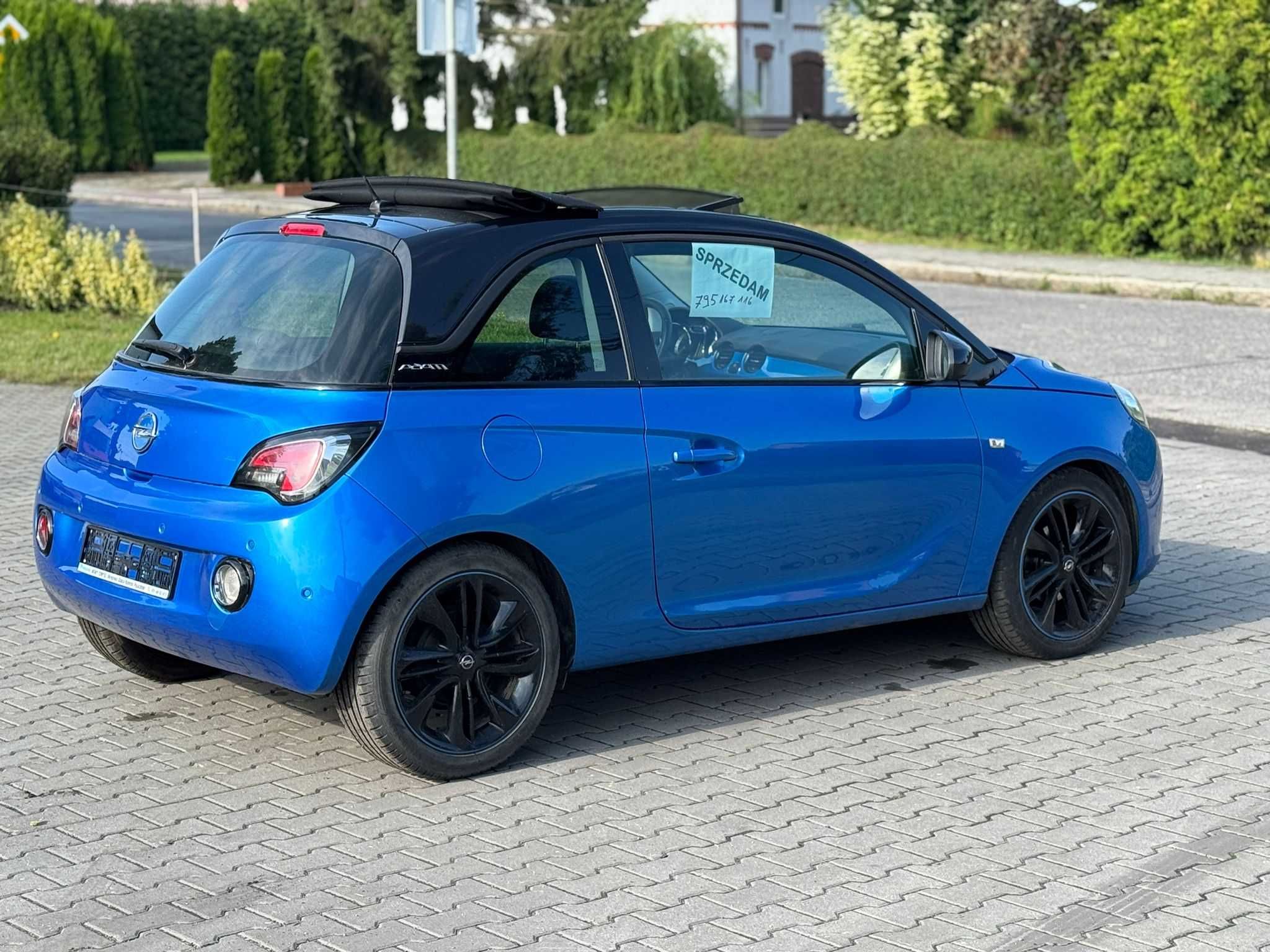 Opel Adam zadbany z bogatym wyposażeniem