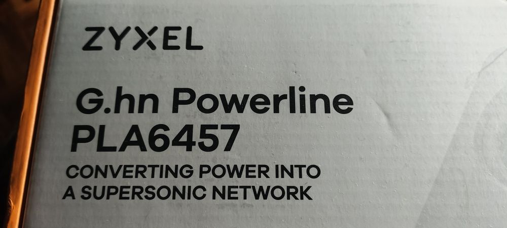 powerlines zyxel  2400 Mbps g. hn