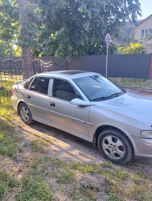 Опель вектра б 2000 р