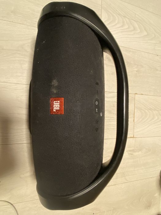 Glosnik jbl boombox