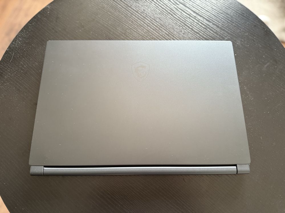 Laptop MSI Stealth 15M A11UEK i7 | RTX3060 | 32 GB RAM + nowa bateria