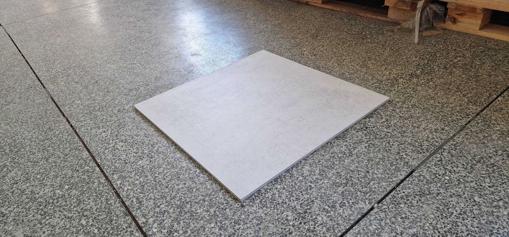 Płytka gresowa szara podłogowa matowa Downtown White 60x60 Gat II