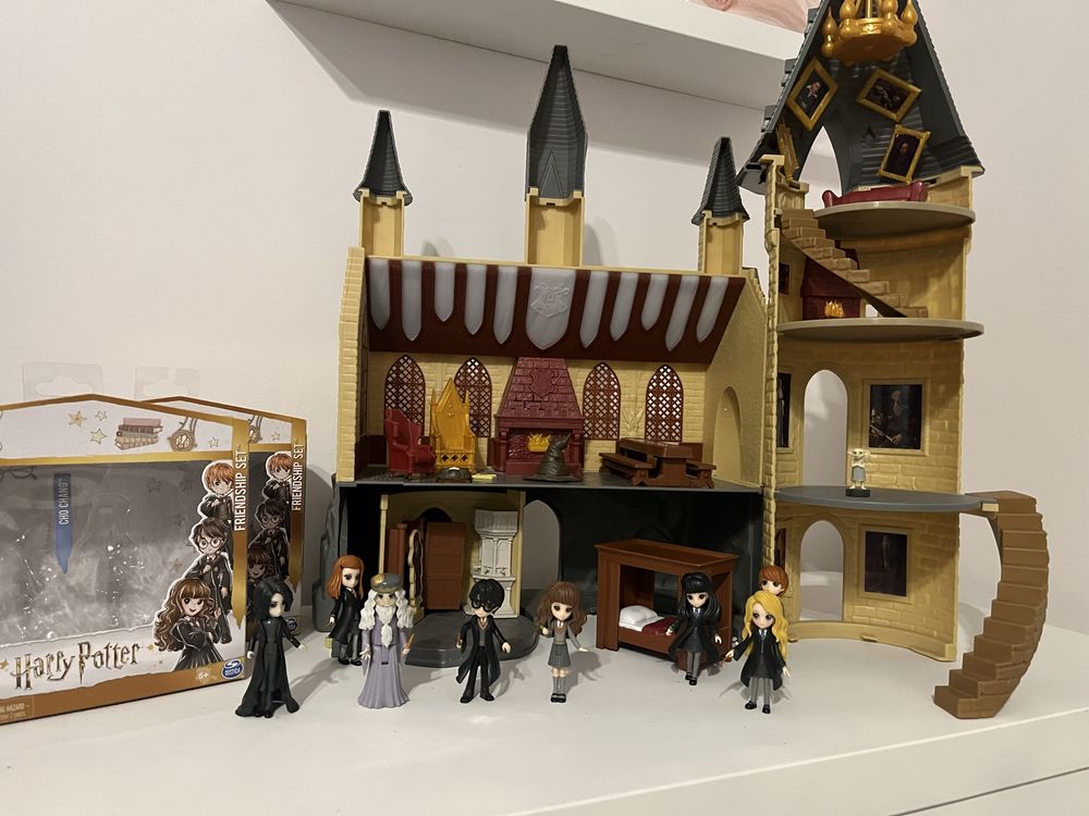 Zamek Harry Potter Wizarding World+8figurek