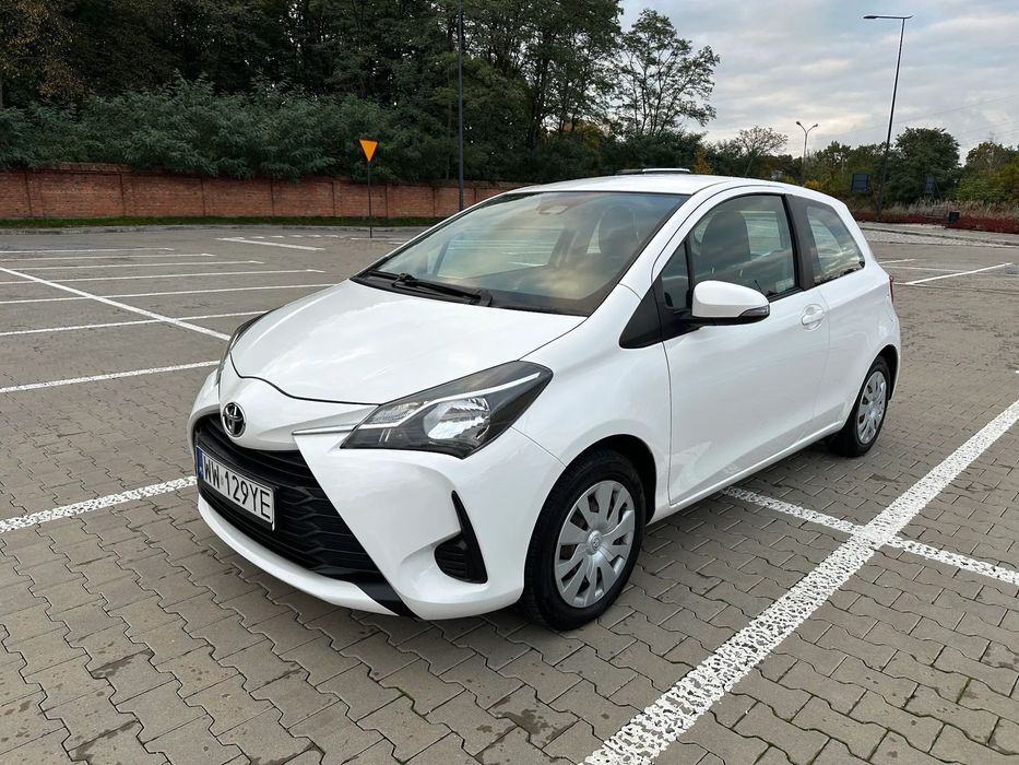 Toyota Yaris VAN ciężarowy 1.5 VVT-i 111KM LPG 02/2018 rok FV23% VAT-1