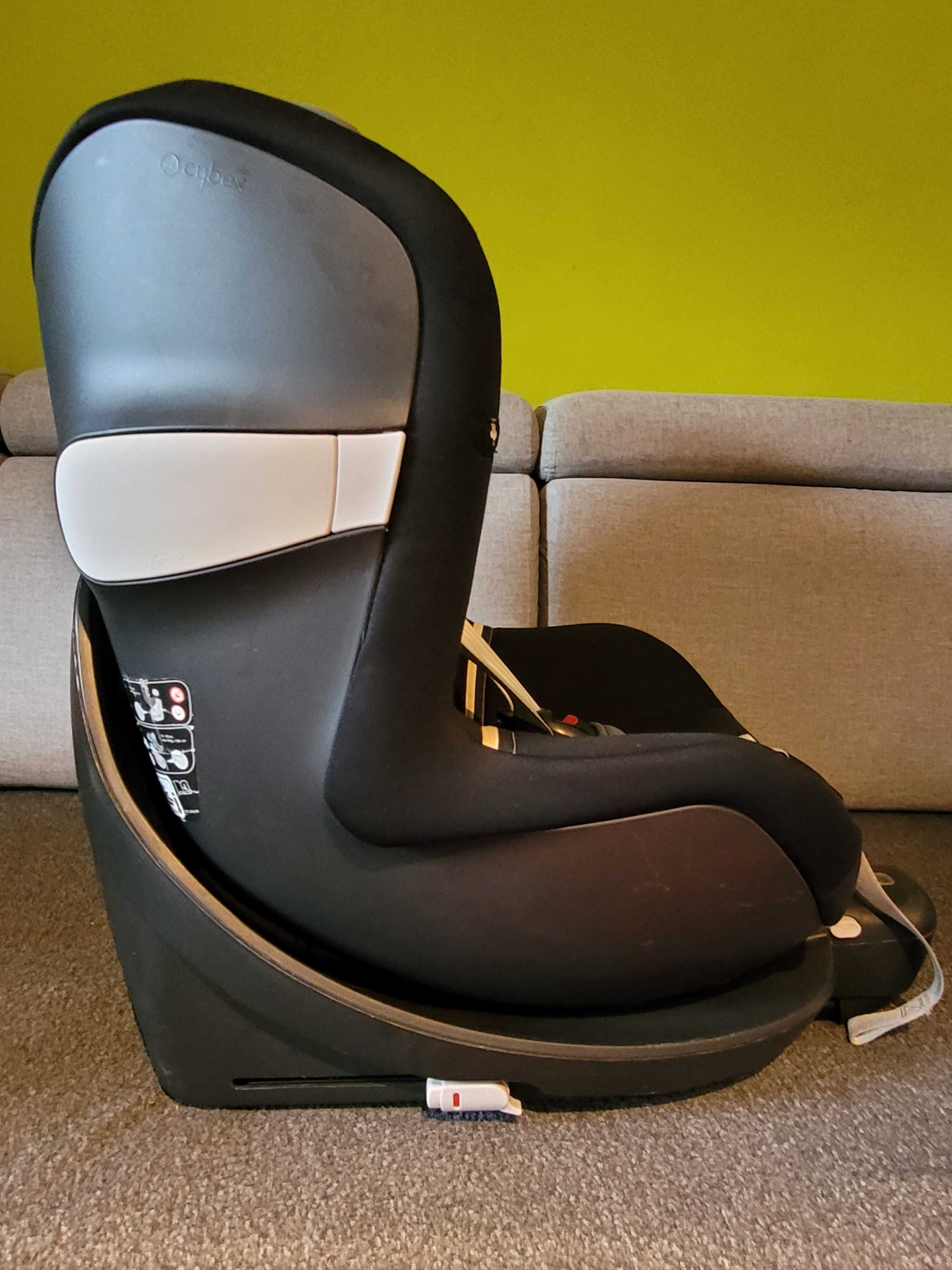 Fotelik cybex sirona M2 i-size z bazą M