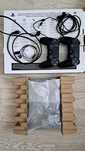 Konsola Play Station 4 TB + 2 PADY