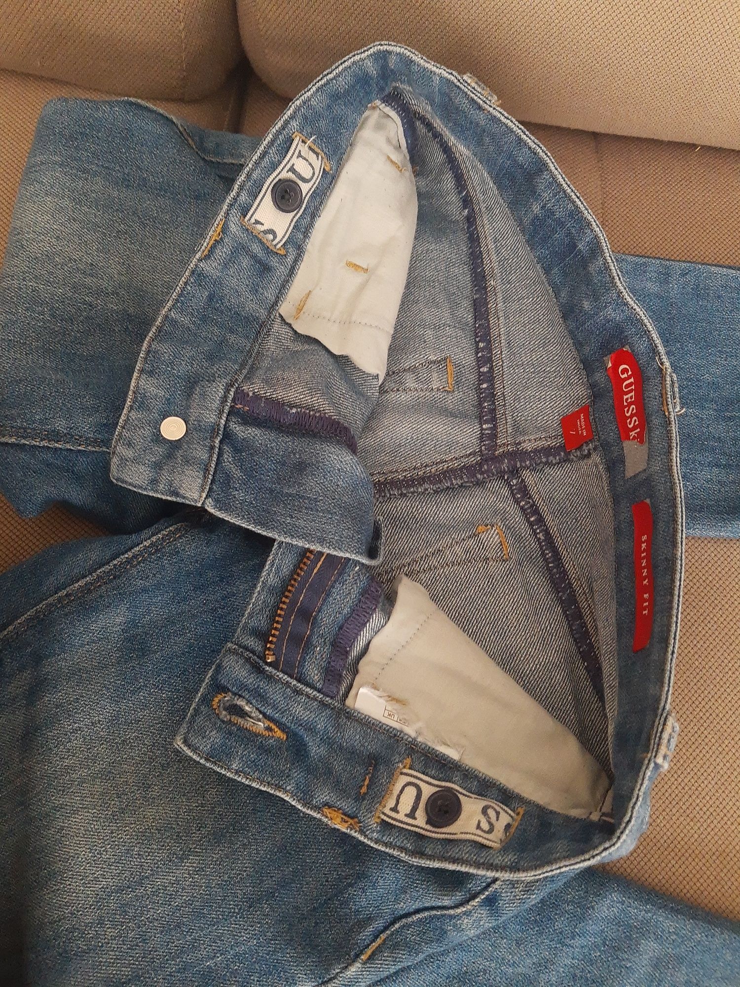 Guess kids spodnie jeans 122