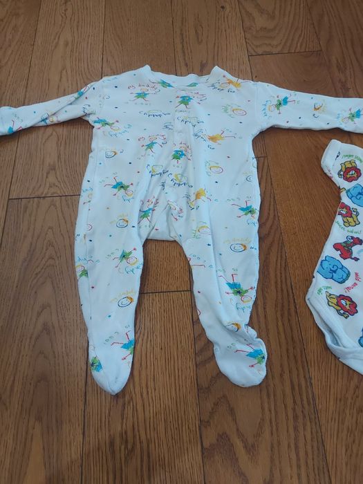 Śpioszki i body śpioszki na 3 miesiące a body na 3-6 miesięcy