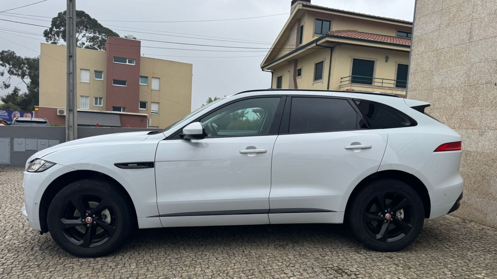 Jaguar F-Pace 2.0 i4D R-Sport Aut.