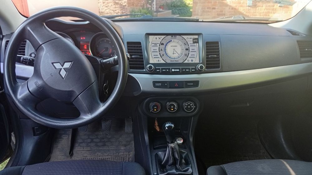 Mitsubishi Lancer 10