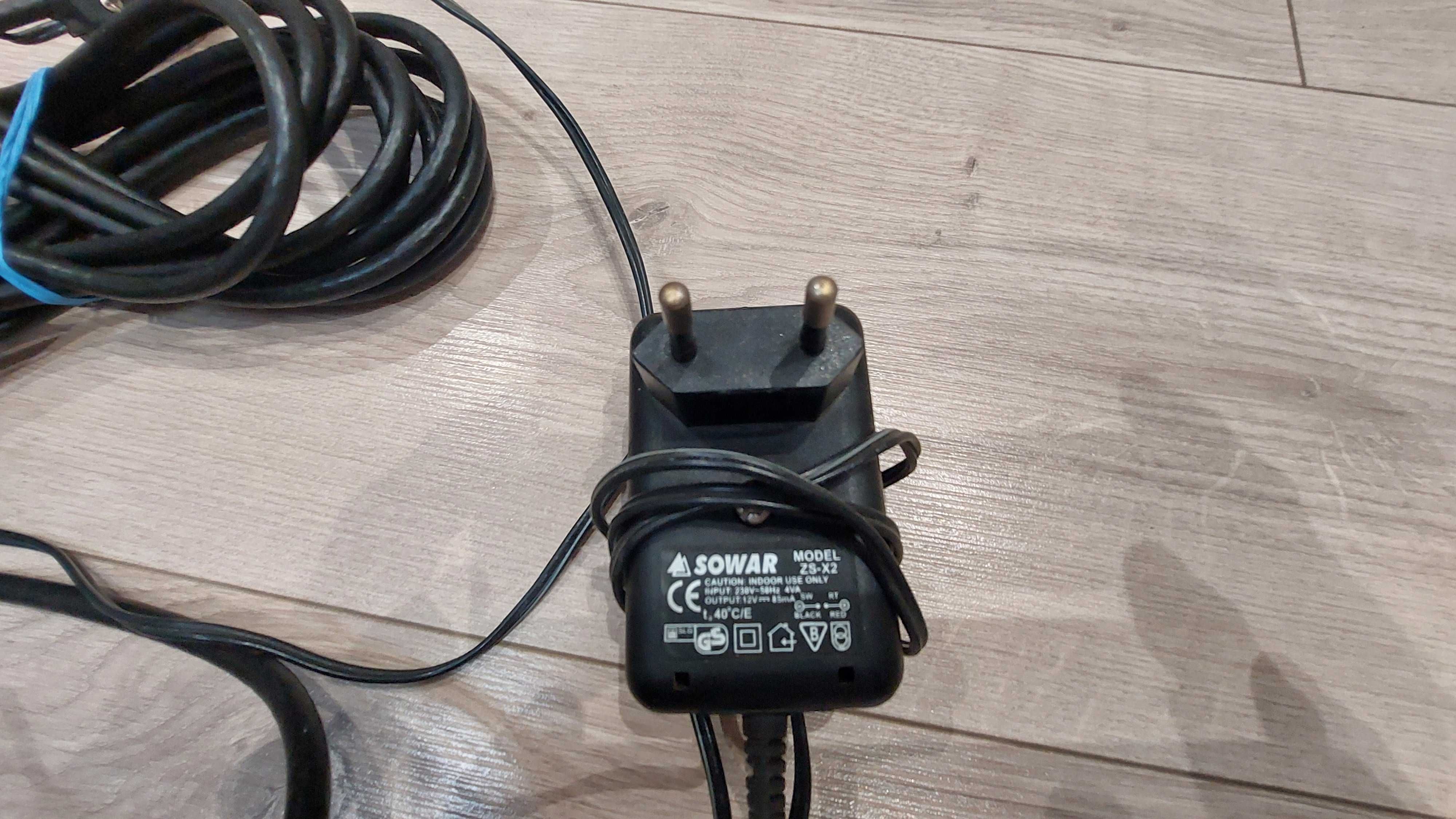 Antena pokojowa ze wzmacniaczem