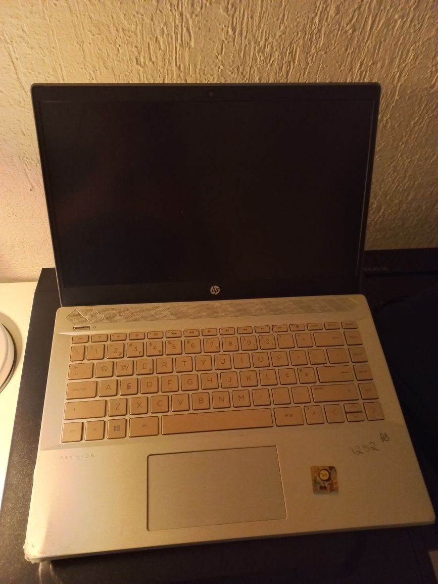 Hp Pavilion 14-ce0003np para peças