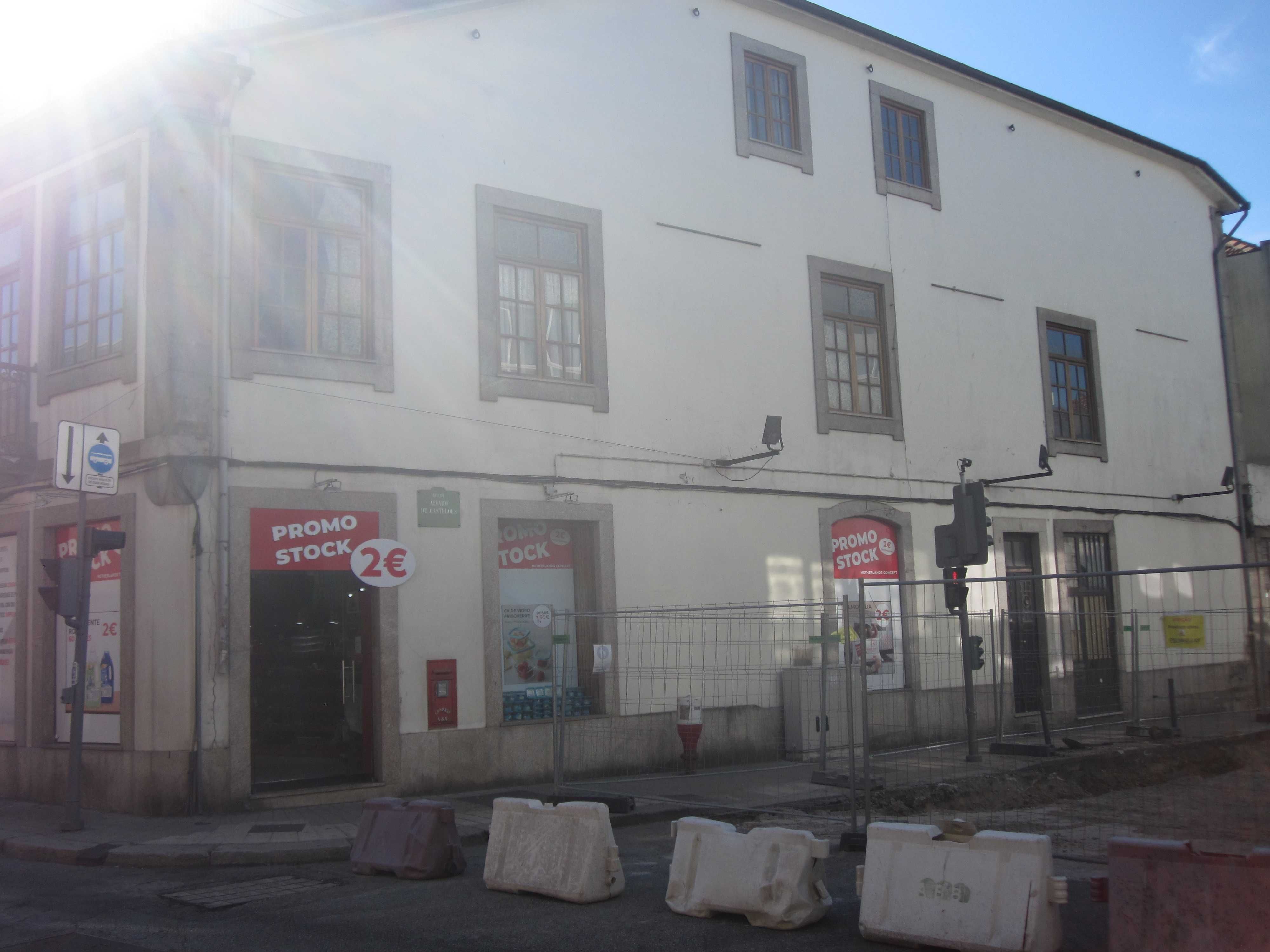 Prédio para restauro - com projeto