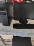 Komputer  Lenovo  stan bardzo dobry