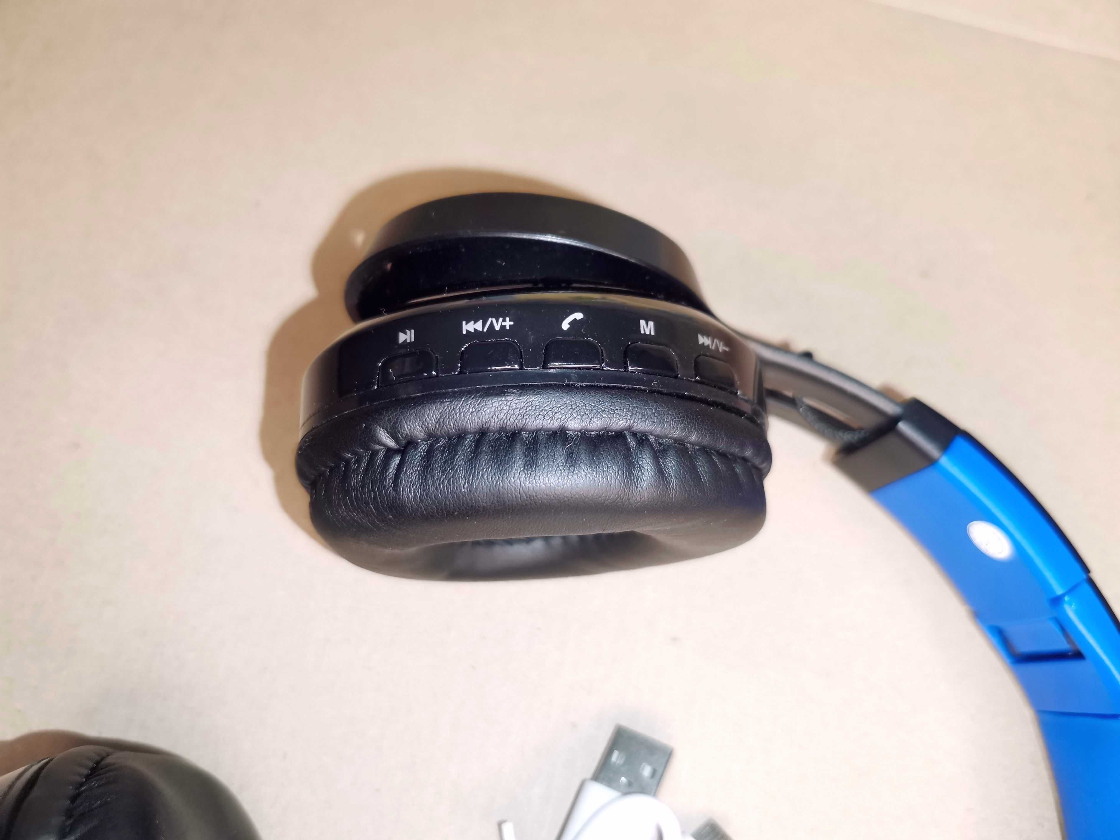 Беспроводные Блютуз наушники JBL с микрофоном и усиленными басами