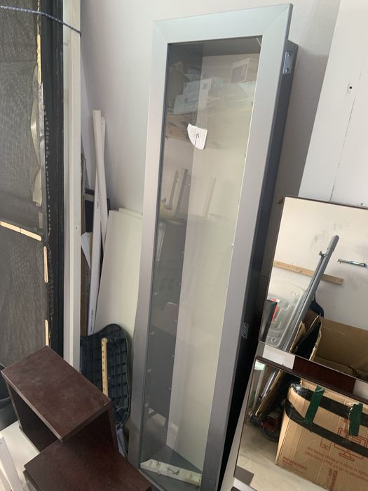 Estante vitrine IKEA