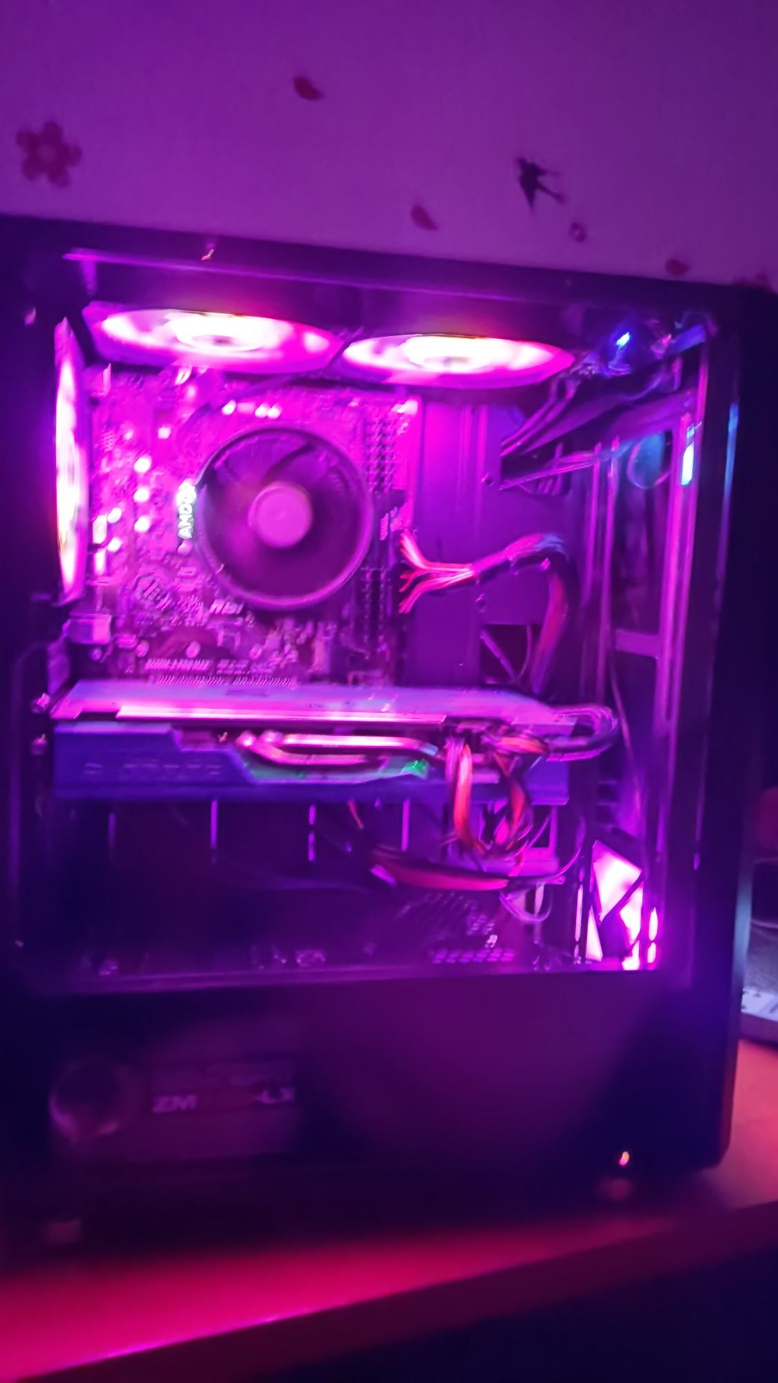 Sprzedam komputer stacjonarny ryzen 7 8rdzeni 16 wątków