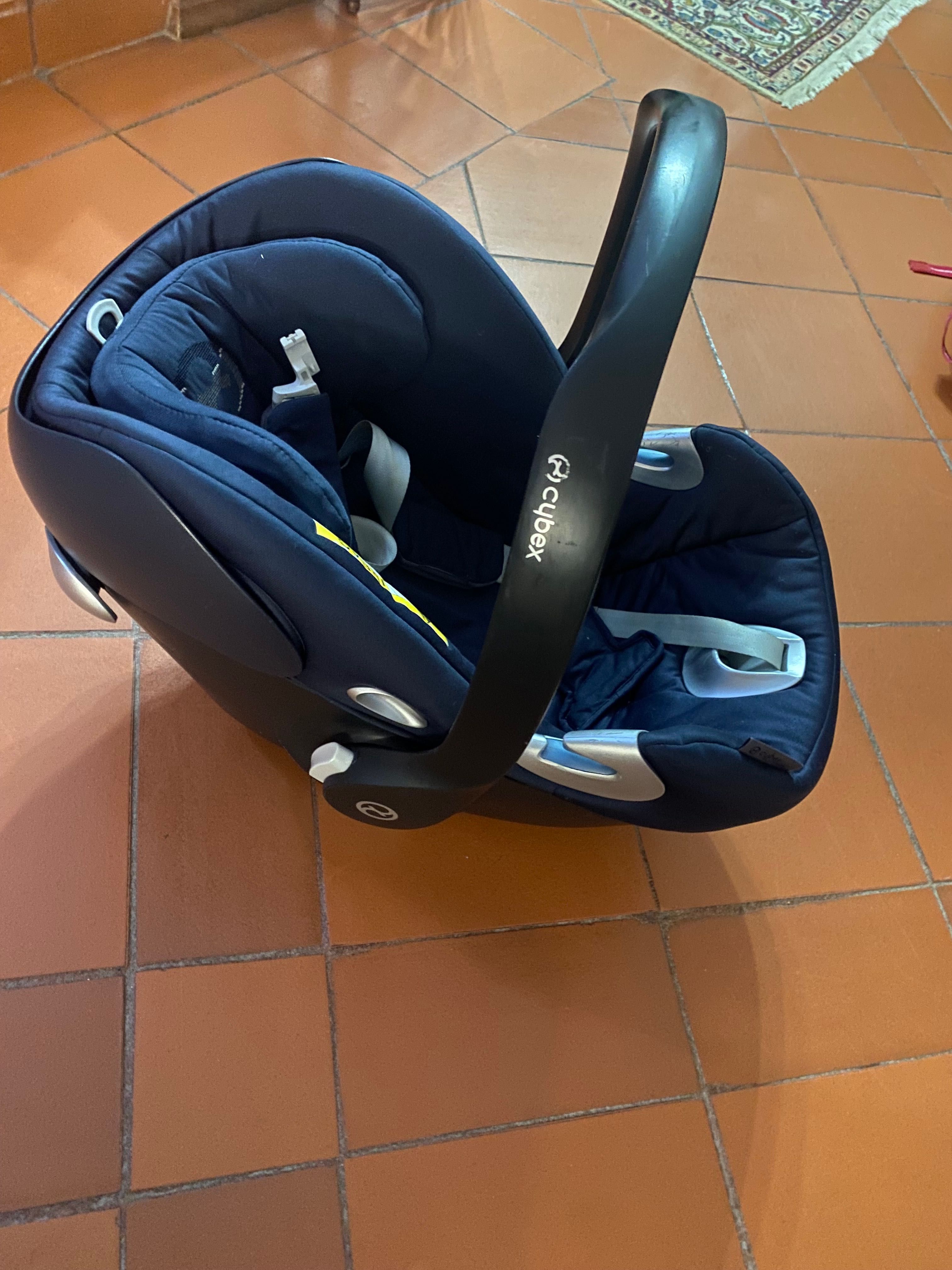 Carro Bebé Bugaboo + Ovo Cybex e Base Isofix