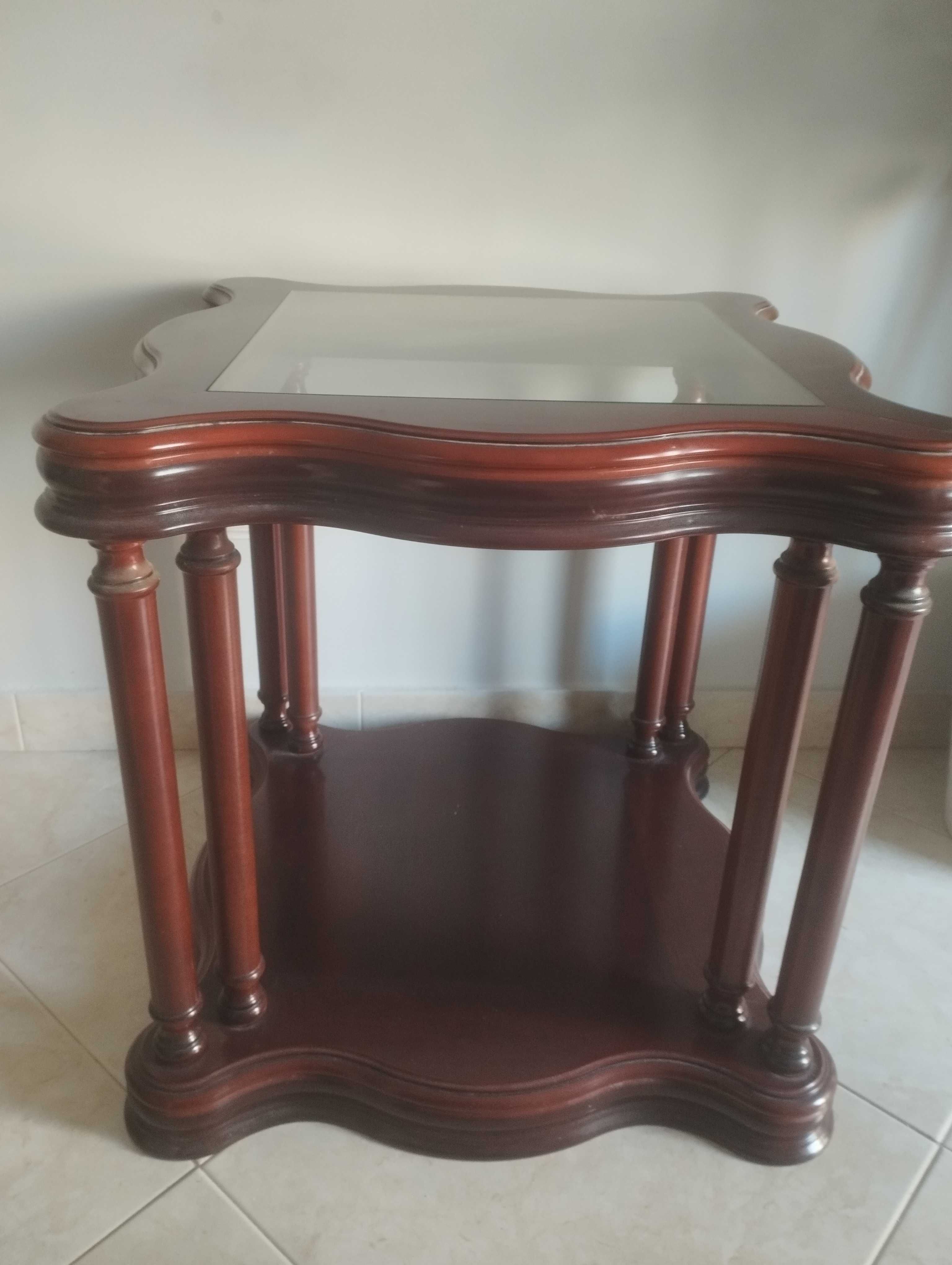 Vendo mesa e mesa de apoio