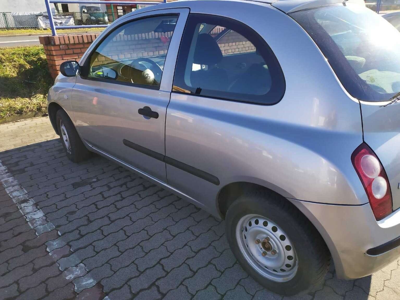 Nissan Micra 2005r.