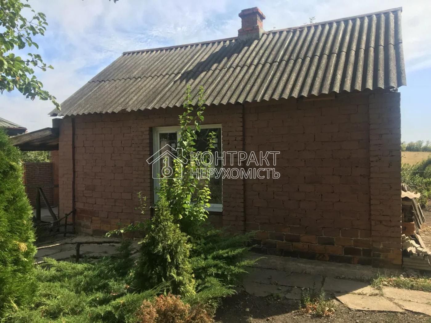Продам будинок-садибу  30 соток землі приватизовані