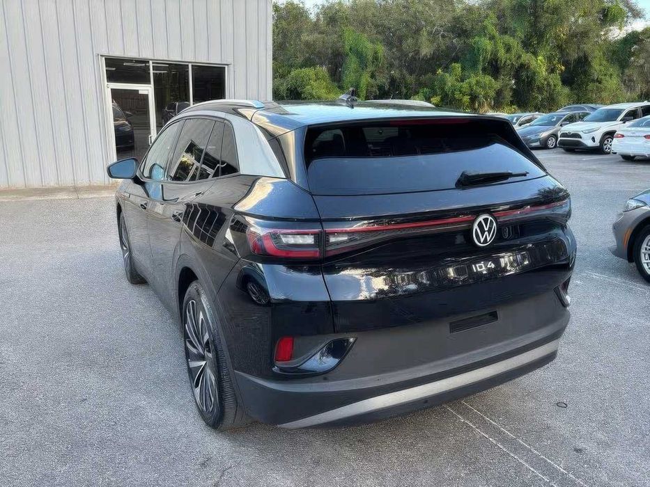 Volkswagen ID.4 Pro S Plus      2023