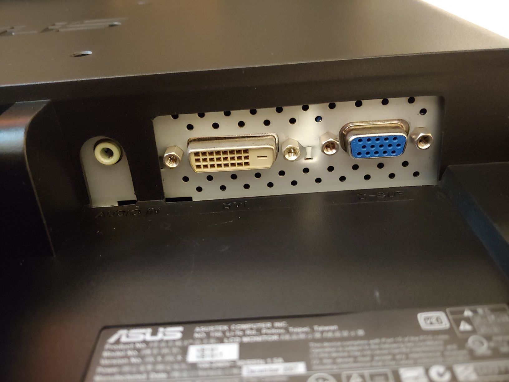 Monitor 19" malo uzywany ASUS VB191 mozliwosc wysyłki
